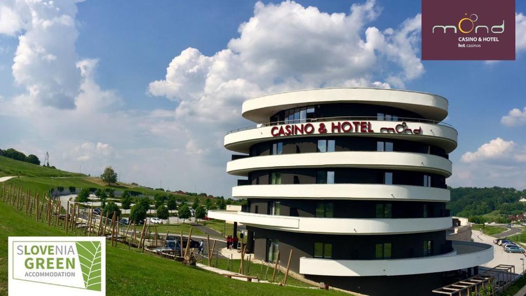 Place Near Casino Mond - Apartma Urska Sentilj Exteriér fotografie